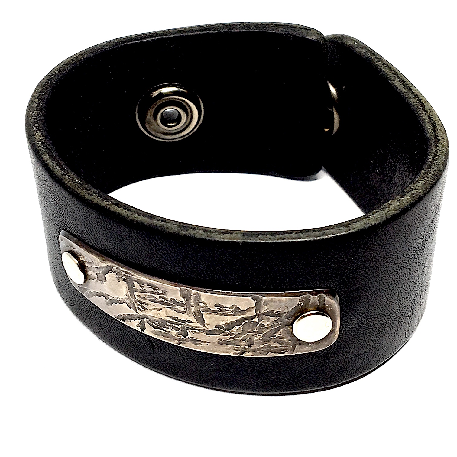 KCJ330.BlkCuff