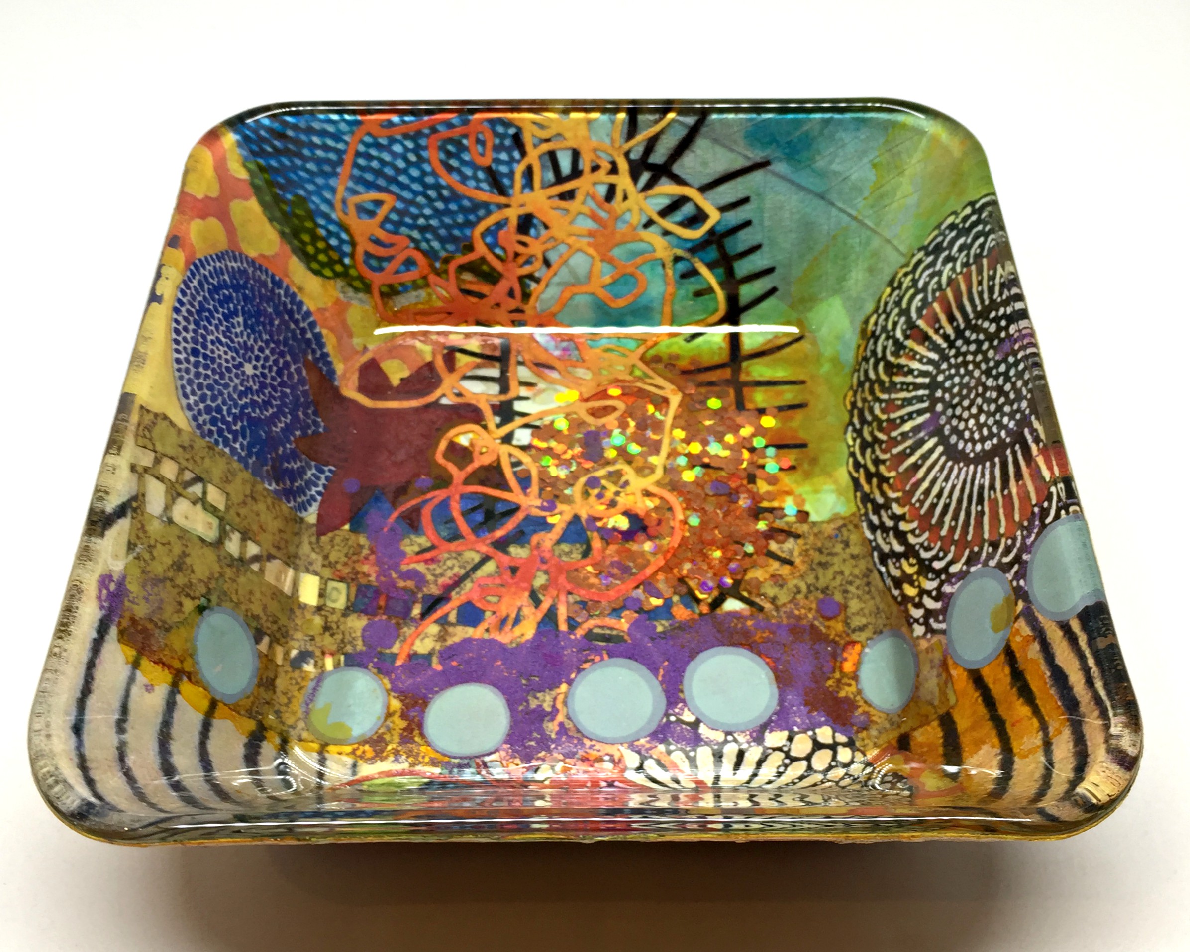 Bell.Small Square Bowl 26
