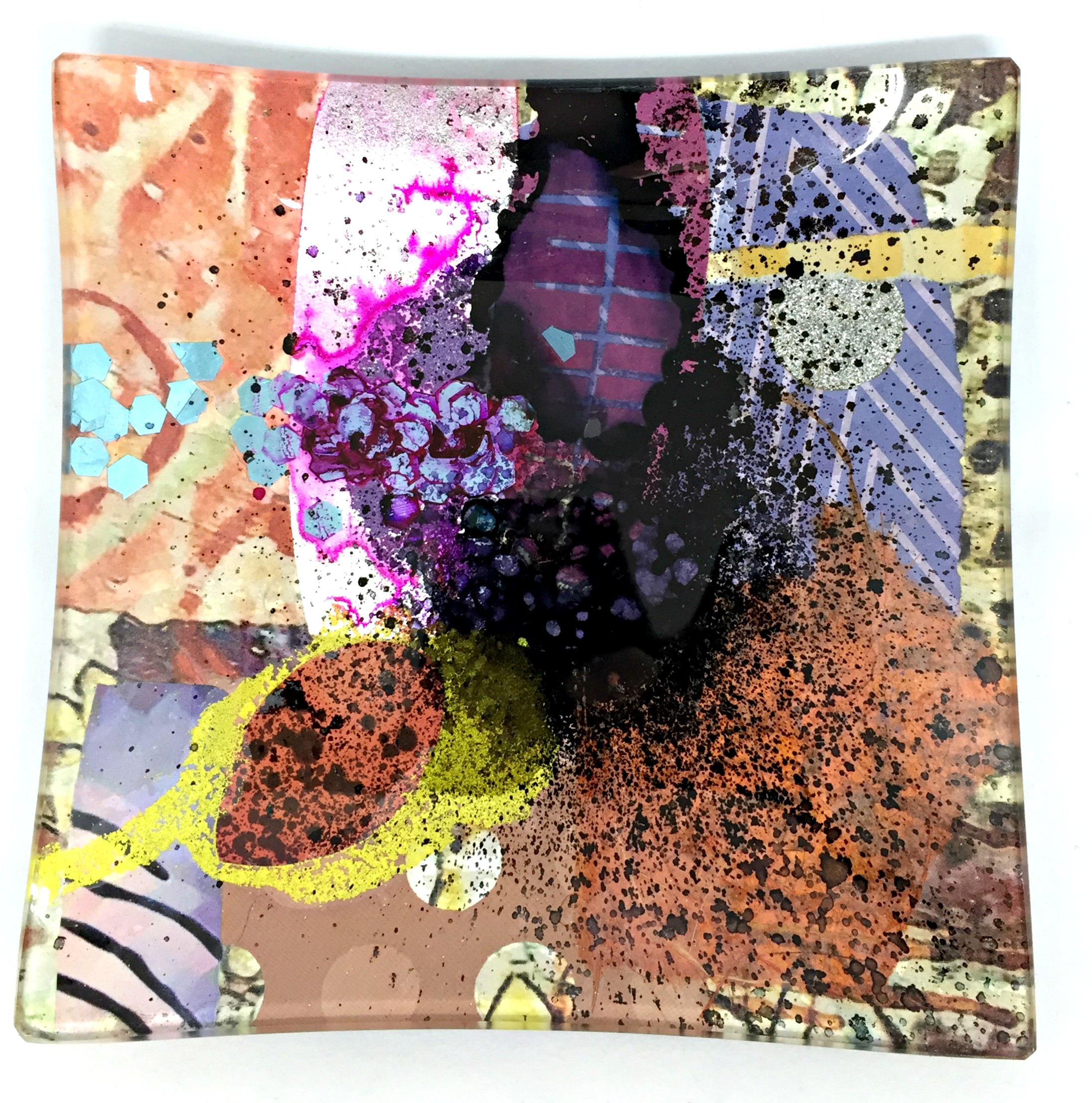 Bell.5, 5 Square Plate