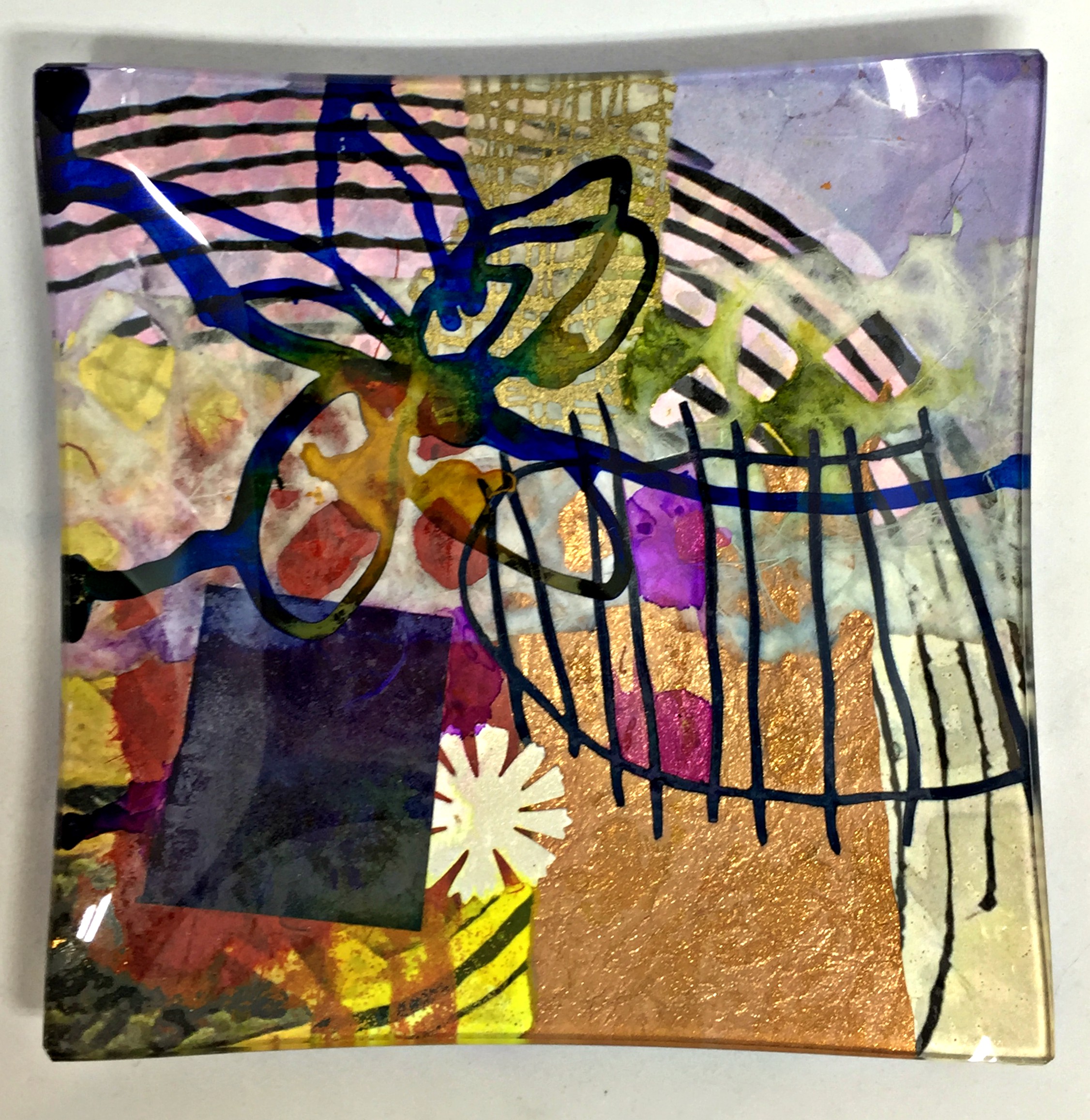 Bell.9, 5 Square Plate