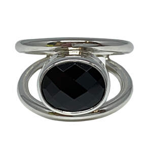 Sterling silver and spinel ring by A&R Jewellery | Effusion Art Gallery + Cast Glass Studio, Invermere BC