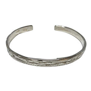 Handmade sterling silver bracelet by A&R Jewellery | Effusion Art Gallery + Cast Glass Studio, Invermere BC