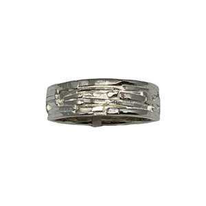 Handmade sterling silver ring by A&R Jewellery | Effusion Art Gallery + Cast Glass Studio, Invermere BC