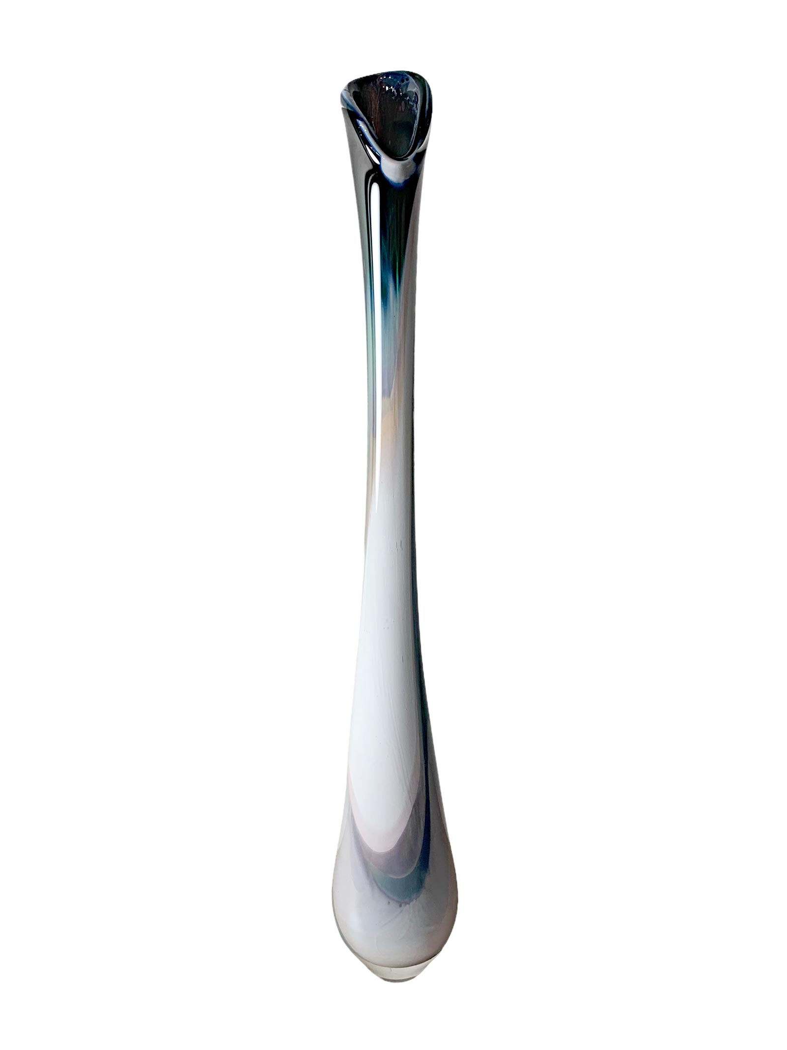 MacRae.Nepenthes-Vase-Medium-1