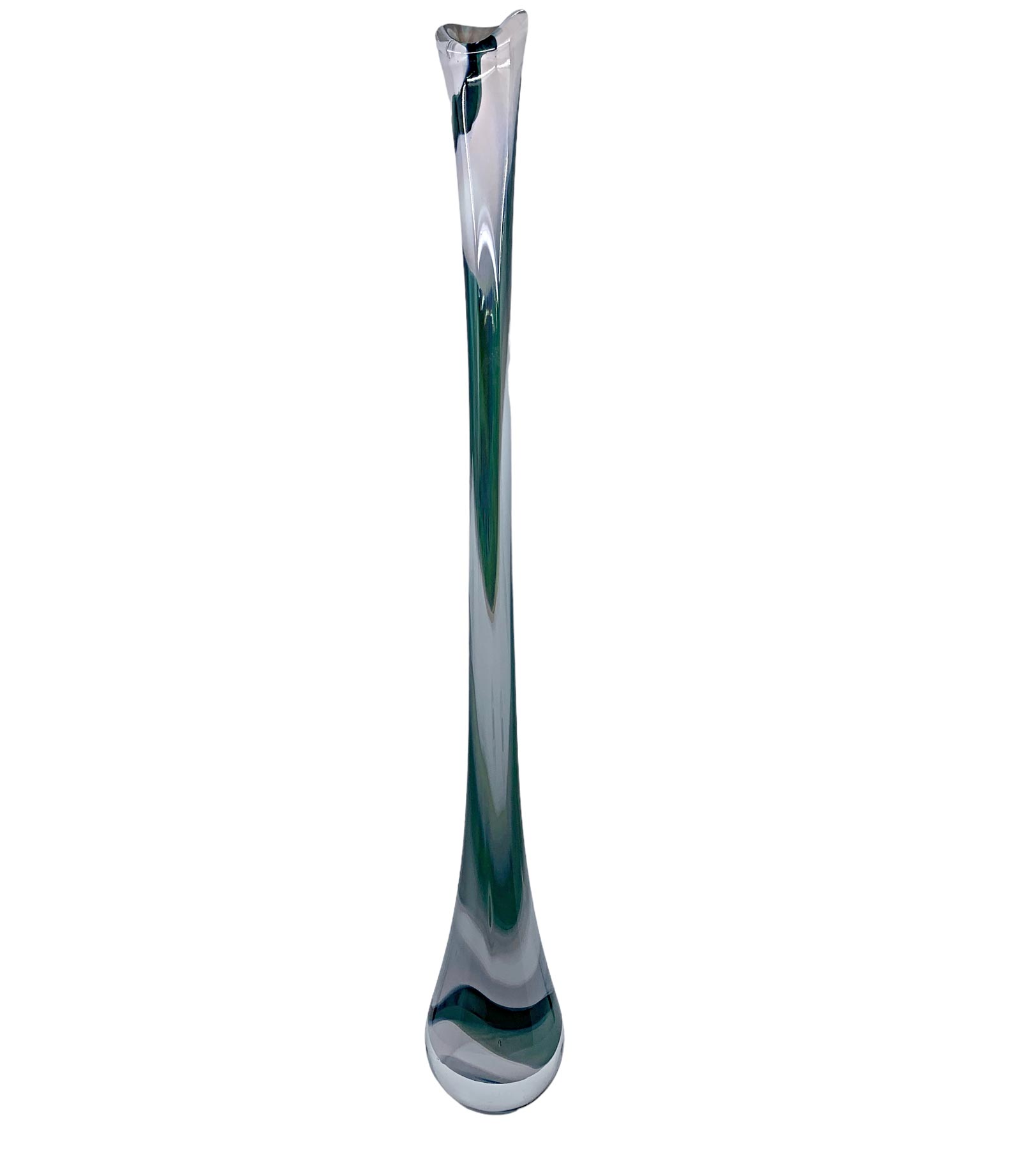MacRae.Nepenthes-vase-Large-1
