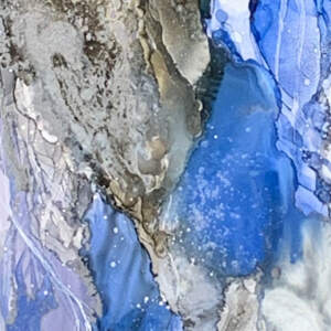 Synergy II, original alcohol ink abstract painting by Canadian artist Paulina Tokarski at Effusion Art Gallery in Invermere, BC.